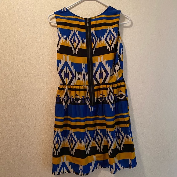 Bright Colorful Dress - Picture 2 of 3